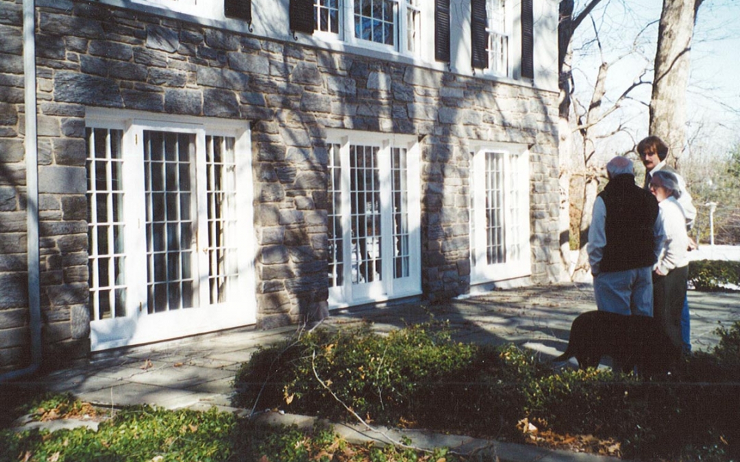 Single Doors with Fixed Sidelites